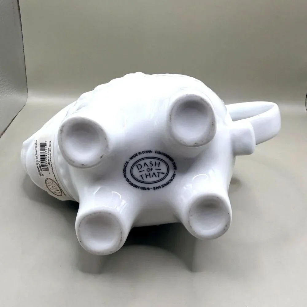 Dash of That White Porcelain Elephant Teapot 28 oz Broadway Figural Tea Pot NWT